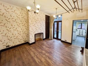 Dining room- click for photo gallery